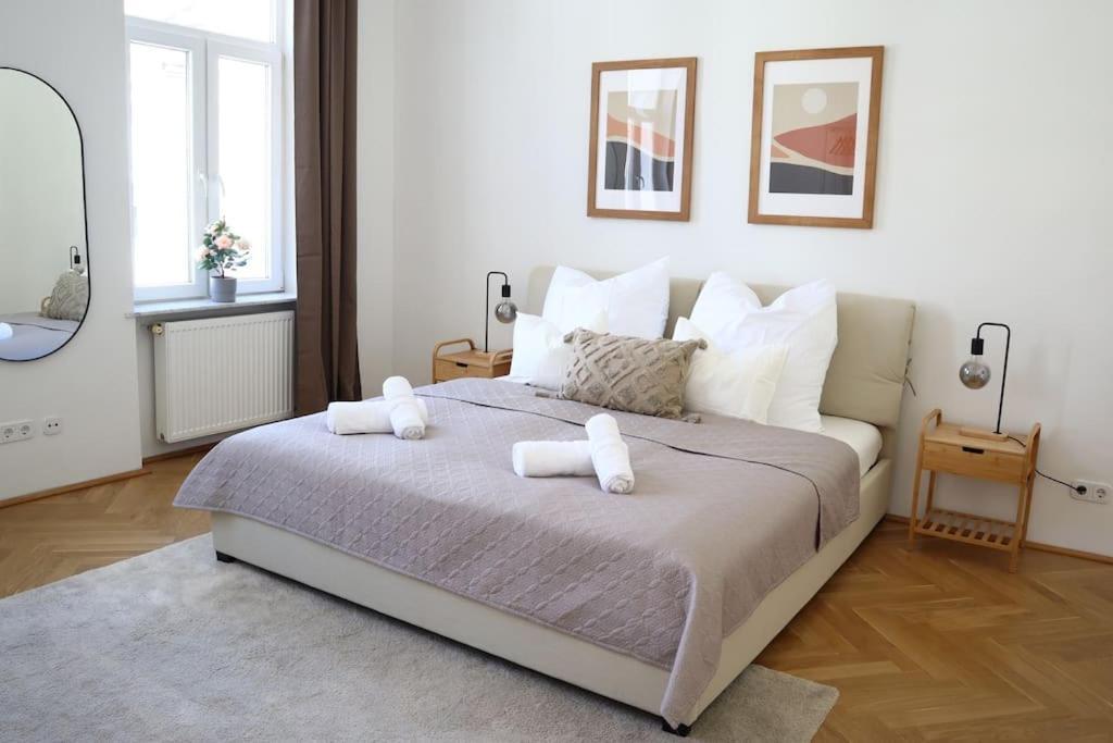 Apartment Bloom - Cozy Apartment, 5 Stops To Center Wien
